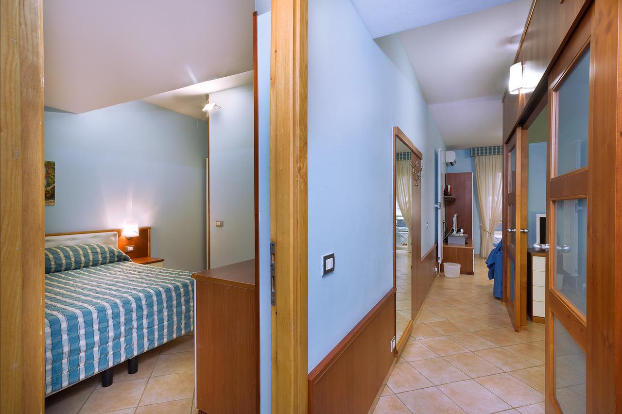 Residence Dei Due Porti Σαν Ρέμο Εξωτερικό φωτογραφία