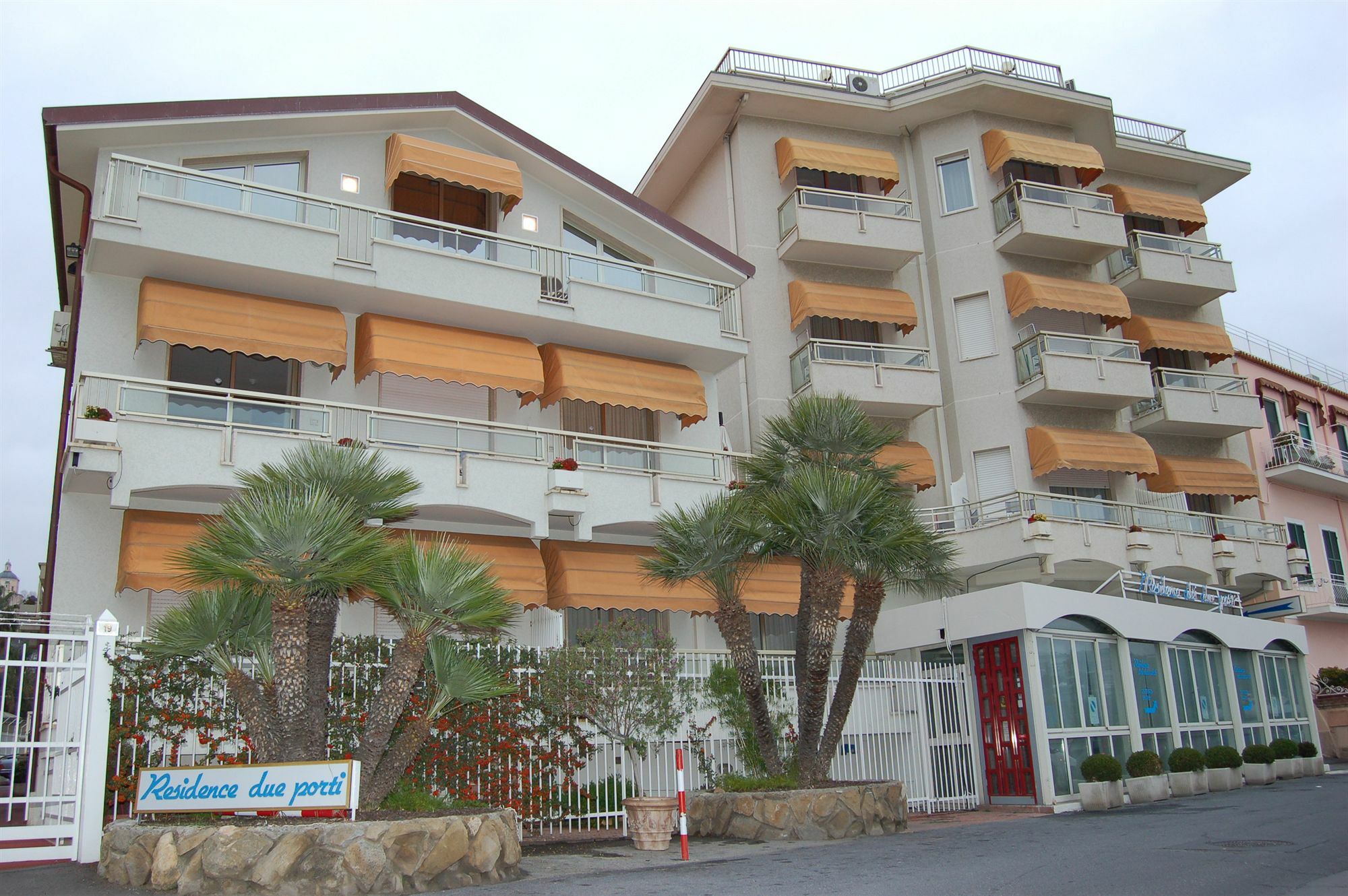 Residence Dei Due Porti Σαν Ρέμο Εξωτερικό φωτογραφία
